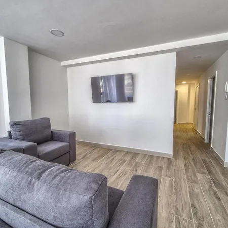 Apartment By Playa De Canteras