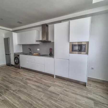 Apartment By Playa De Canteras *
